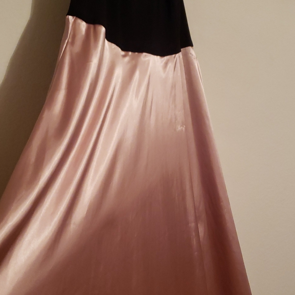 Rose Gold Evening Dress - Picture 4 of 8